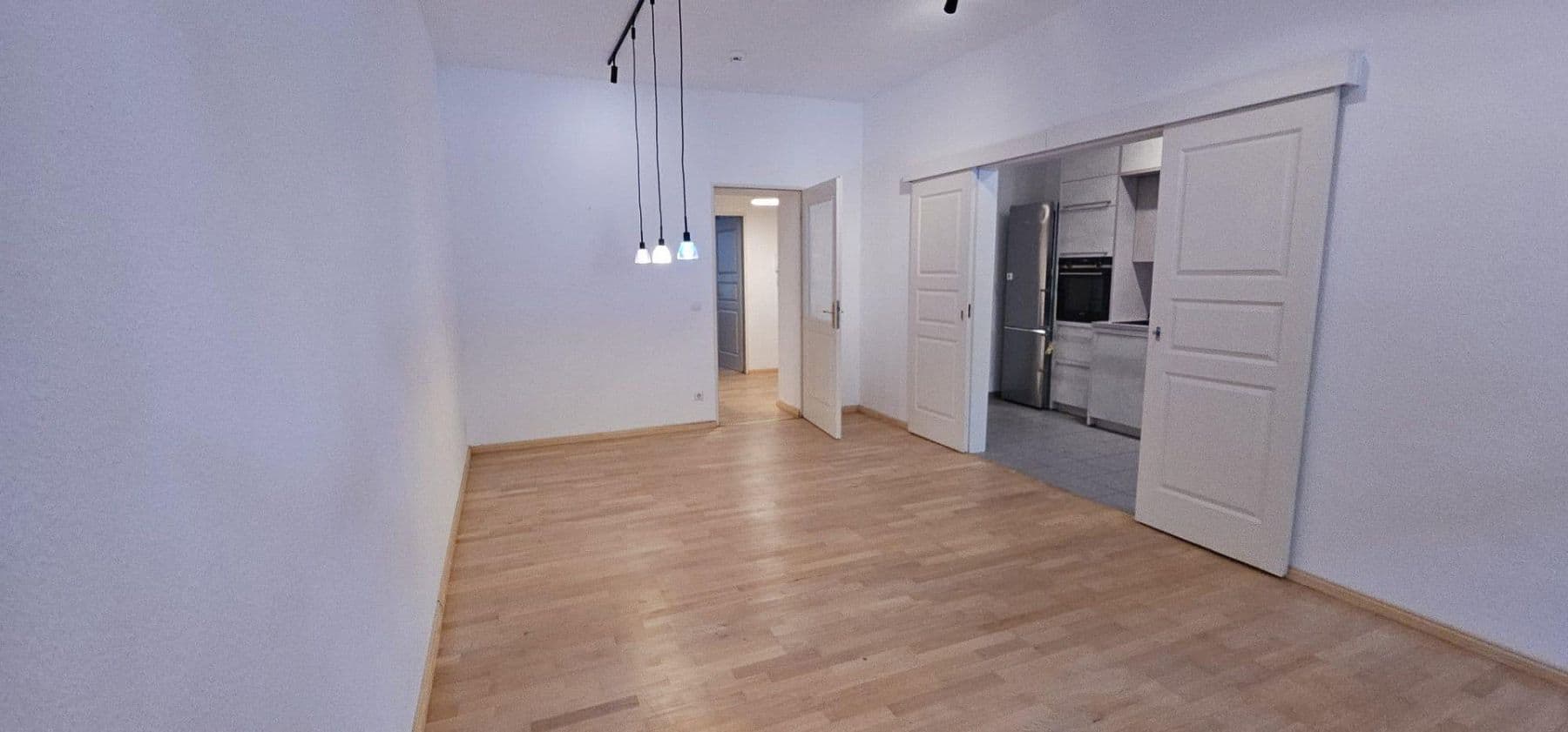 Prodej bytu 2+1 61 m², Berlin, Berlín Prodej bytu 2+1 61 m², Berlin, Berlín