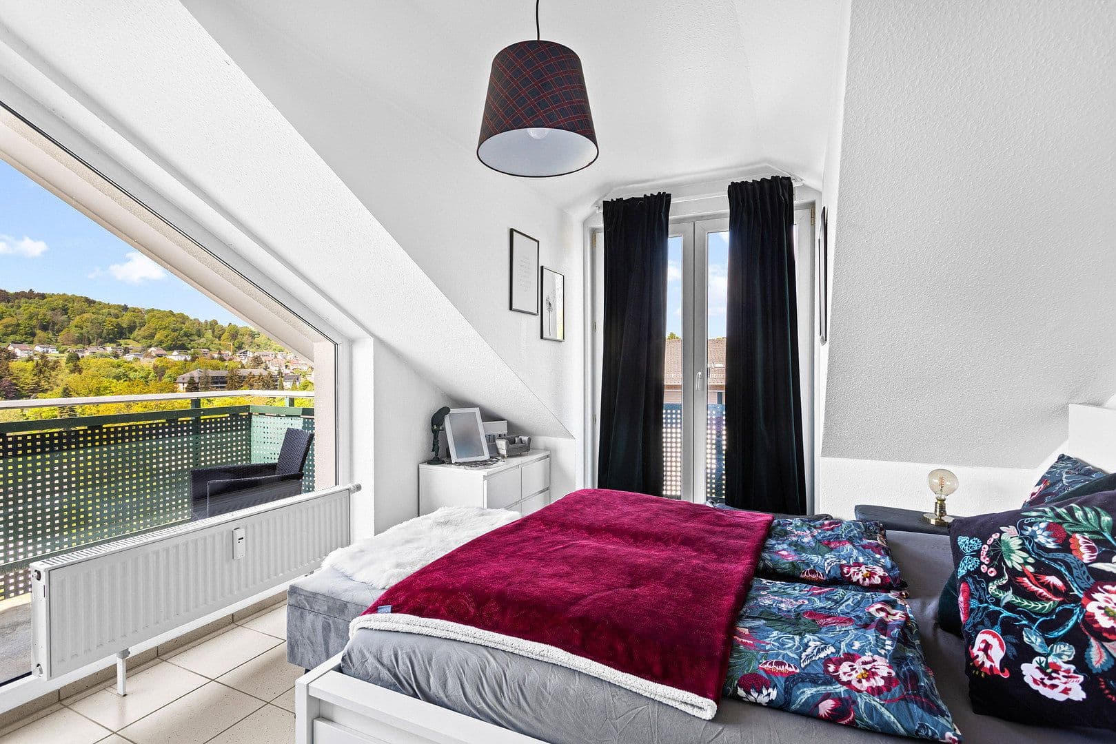 Prodej domu 750 m², pozemek 982 m², Bad Orb, Hessen Prodej domu 750 m², pozemek 982 m², Bad Orb, Hessen