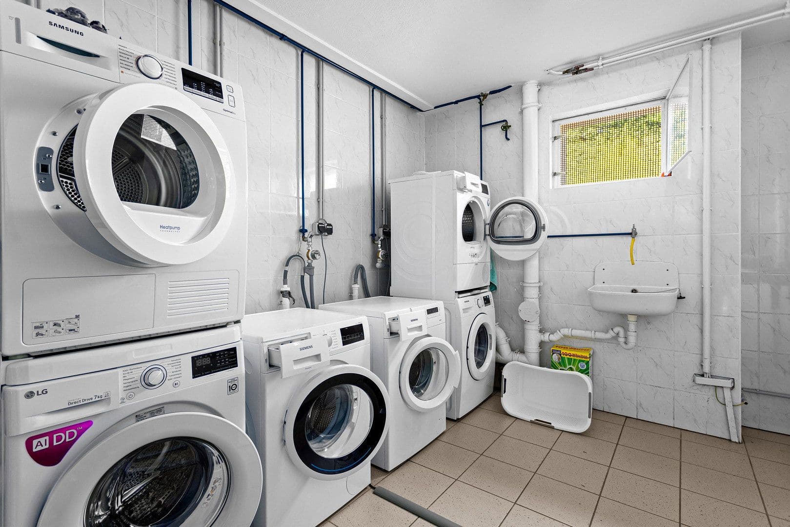 Prodej domu 750 m², pozemek 982 m², Bad Orb, Hessen Prodej domu 750 m², pozemek 982 m², Bad Orb, Hessen