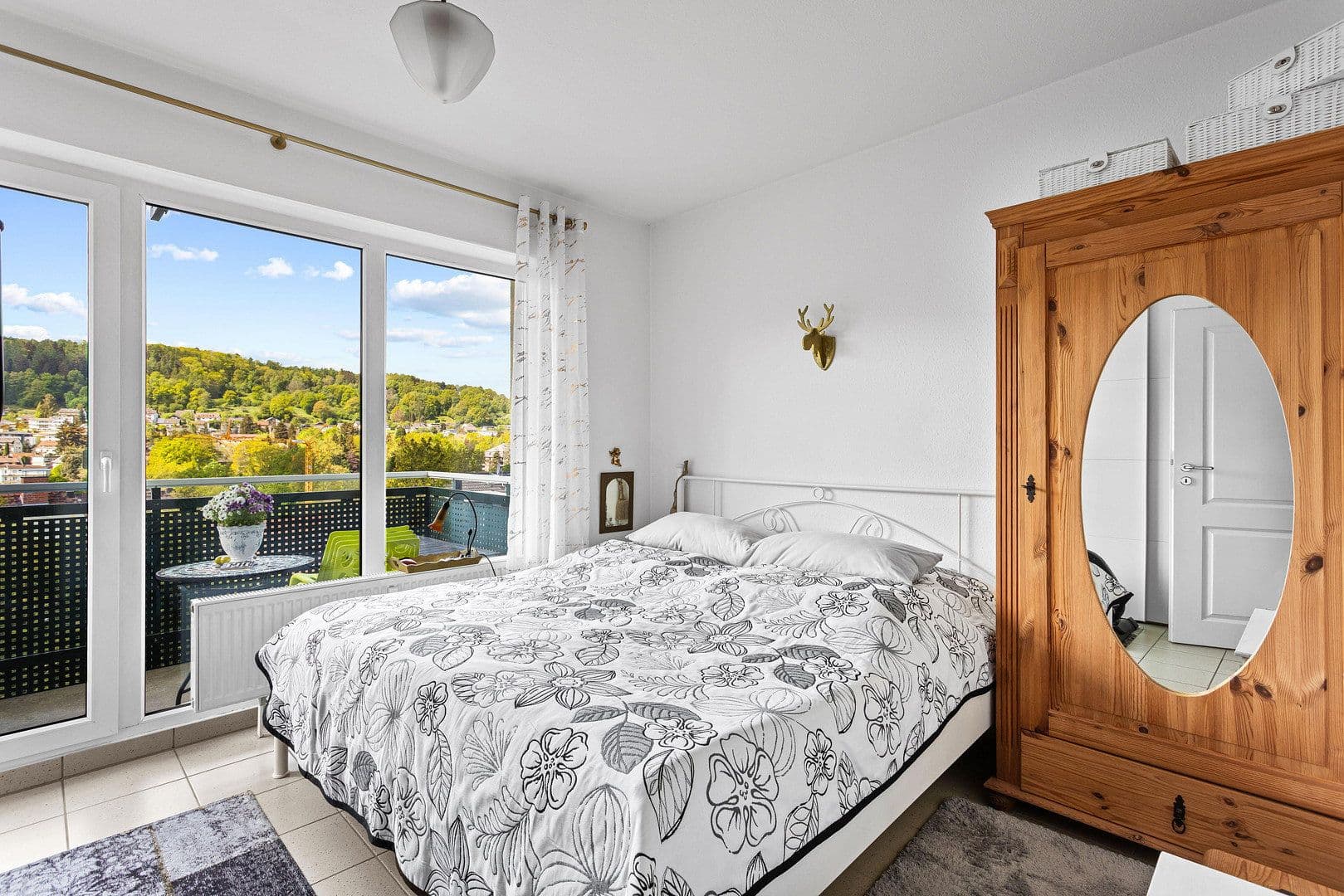 Prodej domu 750 m², pozemek 982 m², Bad Orb, Hessen Prodej domu 750 m², pozemek 982 m², Bad Orb, Hessen