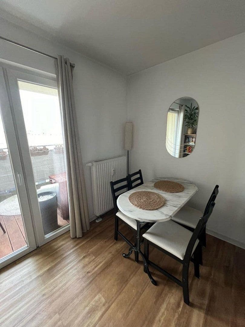 Pronájem bytu 1+kk 43 m², Zum Wasserturm 10, Potsdam, Braniborsko Pronájem bytu 1+kk 43 m², Zum Wasserturm 10, Potsdam, Braniborsko