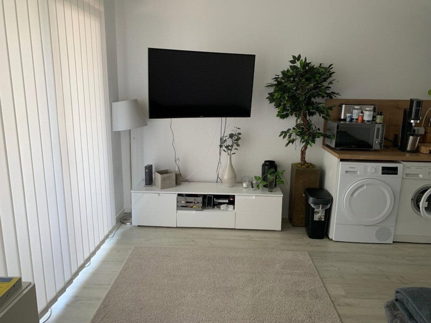 Pronájem bytu 1+1 38 m², Dietrichsweg 66a, Oldenburg, Dolní Sasko Pronájem bytu 1+1 38 m², Dietrichsweg 66a, Oldenburg, Dolní Sasko