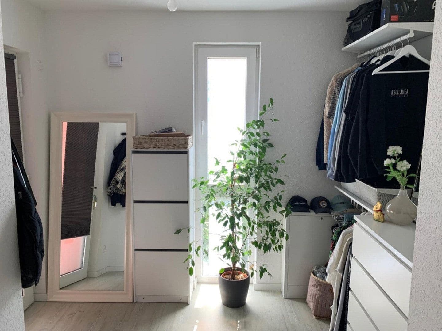 Pronájem bytu 1+1 38 m², Dietrichsweg 66a, Oldenburg, Dolní Sasko Pronájem bytu 1+1 38 m², Dietrichsweg 66a, Oldenburg, Dolní Sasko