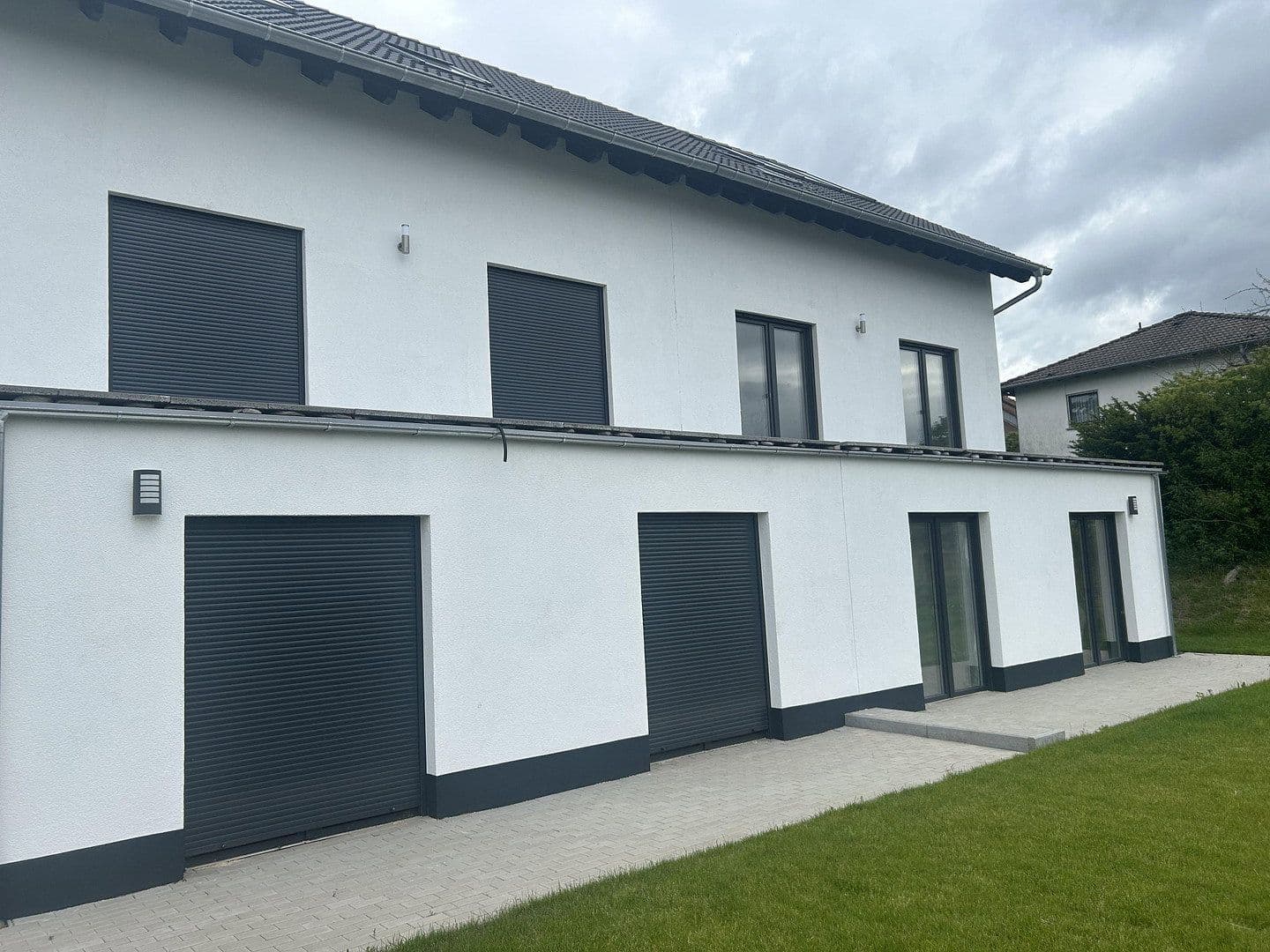 Prodej bytu 3+1 55 m², Petersberg, Hessen Prodej bytu 3+1 55 m², Petersberg, Hessen