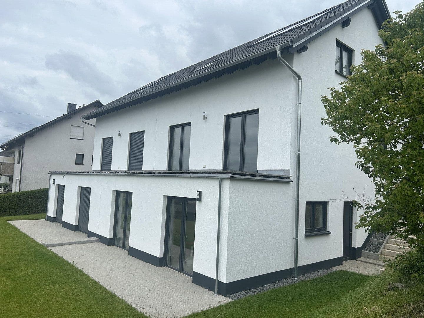 Prodej bytu 3+1 55 m², Petersberg, Hessen Prodej bytu 3+1 55 m², Petersberg, Hessen