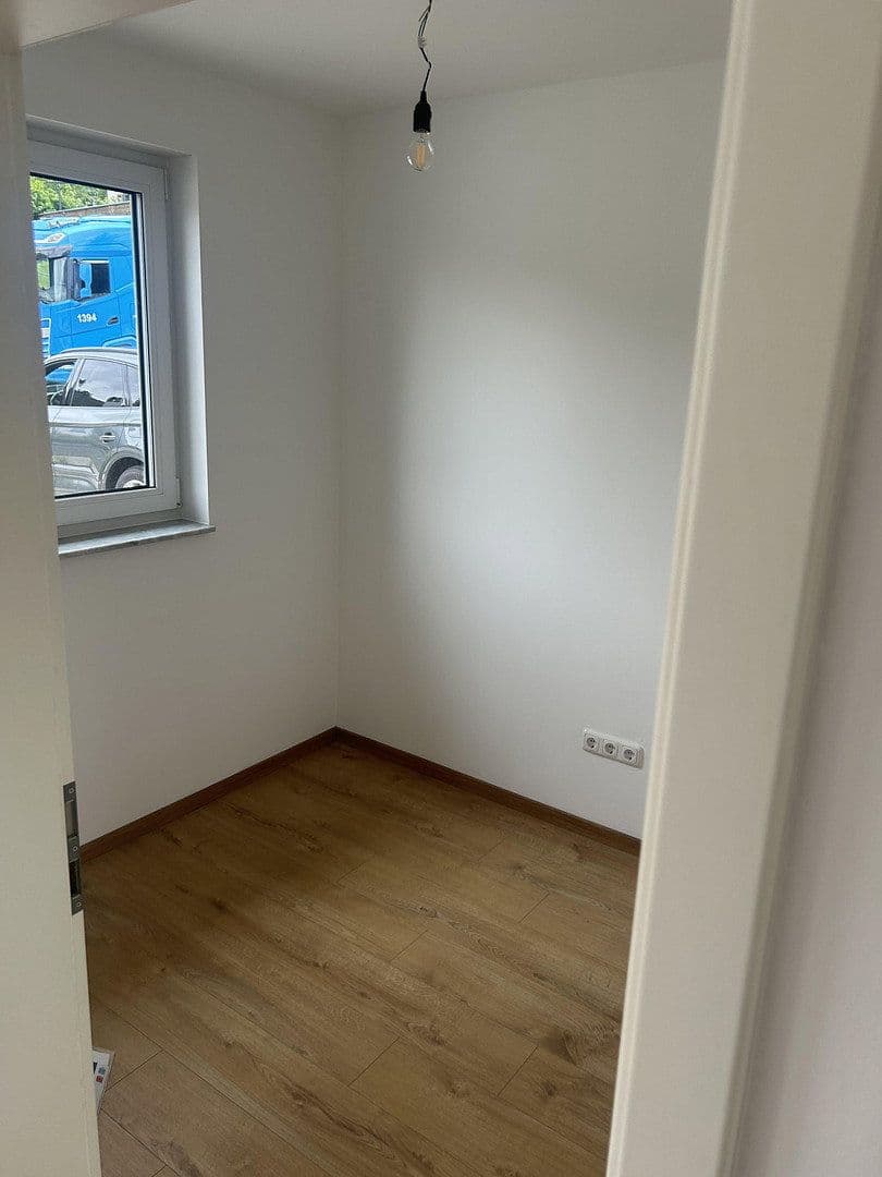 Prodej bytu 3+1 55 m², Petersberg, Hessen Prodej bytu 3+1 55 m², Petersberg, Hessen