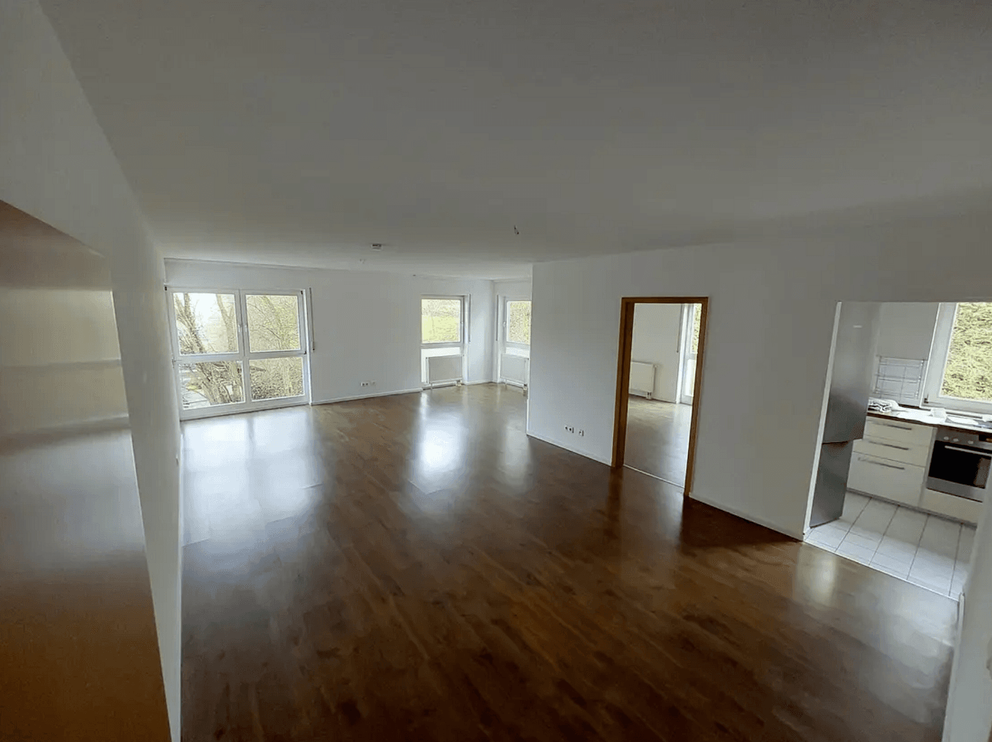 Pronájem bytu 2+1 73 m², Spitalweg 4a, Meiningen, Durynsko Pronájem bytu 2+1 73 m², Spitalweg 4a, Meiningen, Durynsko