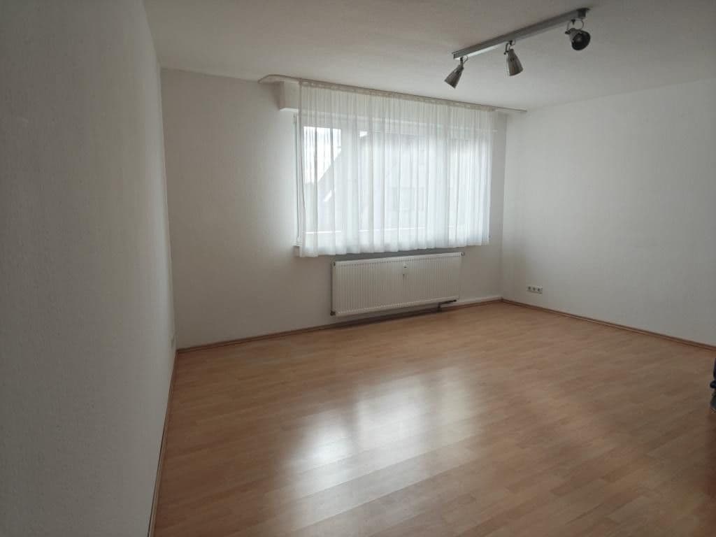 Pronájem bytu 1+1 30 m², Volhardstraße 10, Leverkusen, Severní Porýní-Vestfálsko Pronájem bytu 1+1 30 m², Volhardstraße 10, Leverkusen, Severní Porýní-Vestfálsko