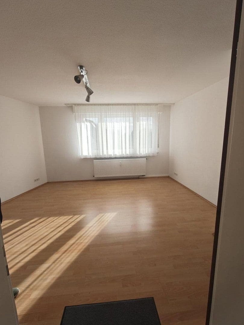 Pronájem bytu 1+1 30 m², Volhardstraße 10, Leverkusen, Severní Porýní-Vestfálsko Pronájem bytu 1+1 30 m², Volhardstraße 10, Leverkusen, Severní Porýní-Vestfálsko