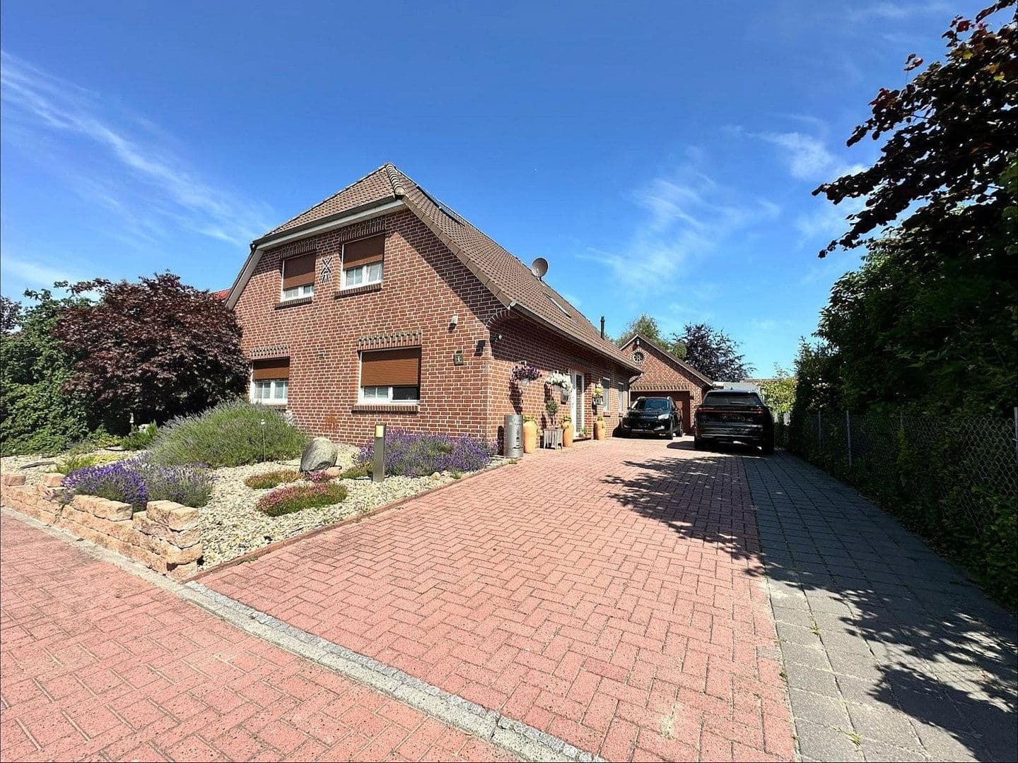 Prodej domu 160 m², pozemek 797 m², Westerholt, Dolní Sasko Prodej domu 160 m², pozemek 797 m², Westerholt, Dolní Sasko