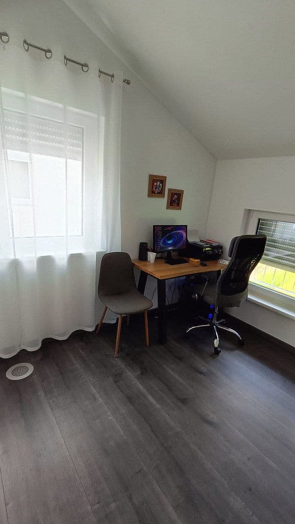 Prodej domu 112 m², pozemek 439 m², Haiterbach, Bádensko-Württembersko Prodej domu 112 m², pozemek 439 m², Haiterbach, Bádensko-Württembersko