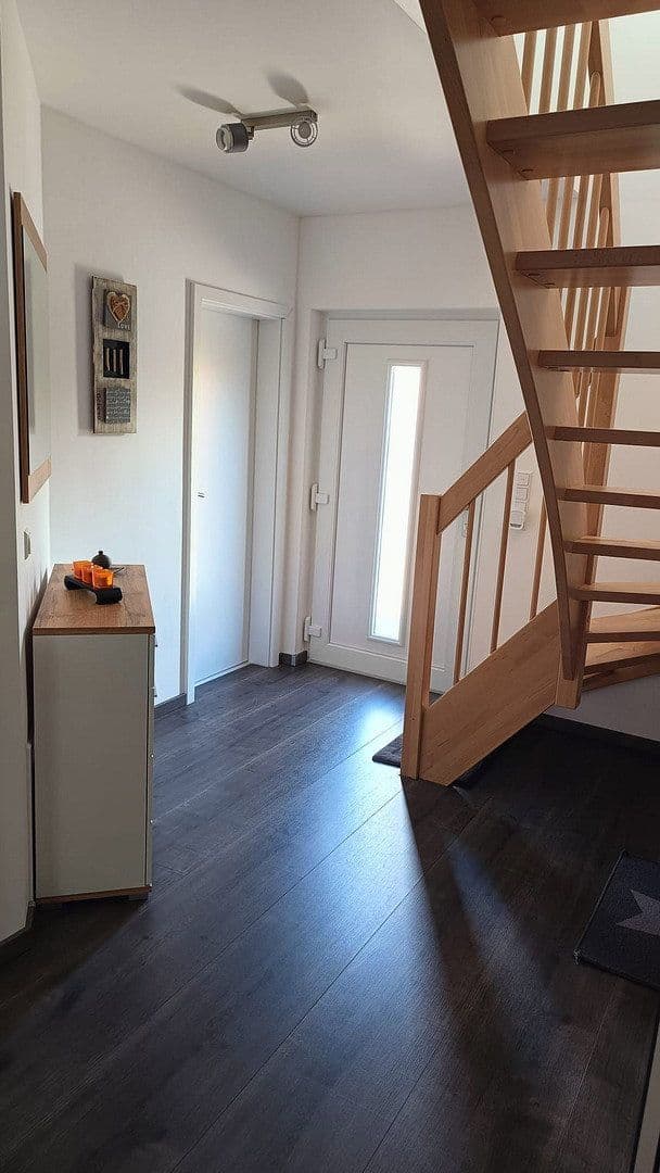 Prodej domu 112 m², pozemek 439 m², Haiterbach, Bádensko-Württembersko Prodej domu 112 m², pozemek 439 m², Haiterbach, Bádensko-Württembersko