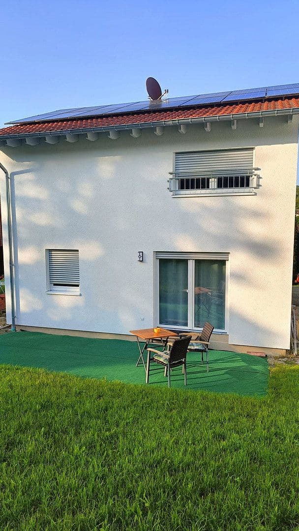 Prodej domu 112 m², pozemek 439 m², Haiterbach, Bádensko-Württembersko Prodej domu 112 m², pozemek 439 m², Haiterbach, Bádensko-Württembersko