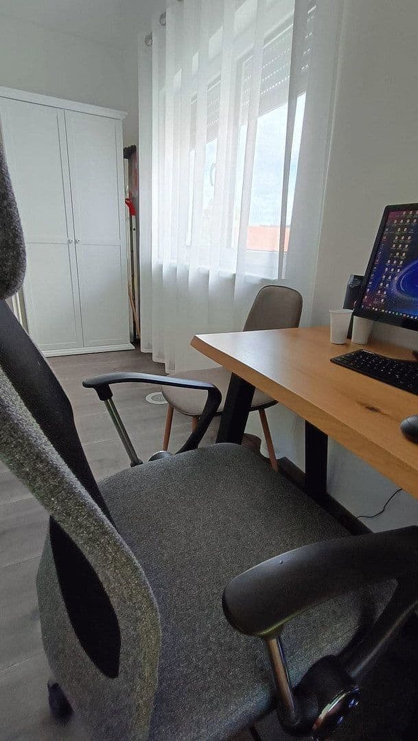 Prodej domu 112 m², pozemek 439 m², Haiterbach, Bádensko-Württembersko Prodej domu 112 m², pozemek 439 m², Haiterbach, Bádensko-Württembersko