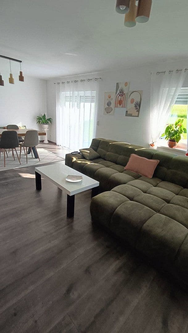 Prodej domu 112 m², pozemek 439 m², Haiterbach, Bádensko-Württembersko Prodej domu 112 m², pozemek 439 m², Haiterbach, Bádensko-Württembersko