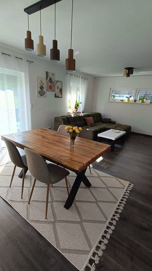 Prodej domu 112 m², pozemek 439 m², Haiterbach, Bádensko-Württembersko Prodej domu 112 m², pozemek 439 m², Haiterbach, Bádensko-Württembersko