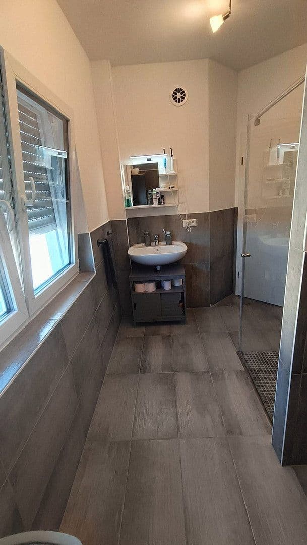 Prodej domu 112 m², pozemek 439 m², Haiterbach, Bádensko-Württembersko Prodej domu 112 m², pozemek 439 m², Haiterbach, Bádensko-Württembersko