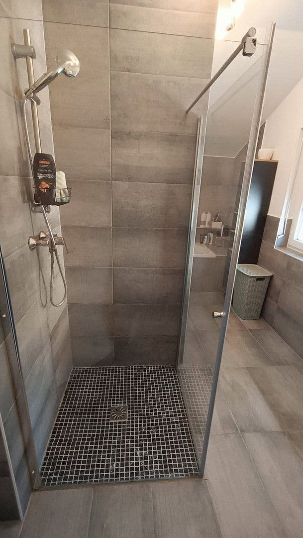Prodej domu 112 m², pozemek 439 m², Haiterbach, Bádensko-Württembersko Prodej domu 112 m², pozemek 439 m², Haiterbach, Bádensko-Württembersko