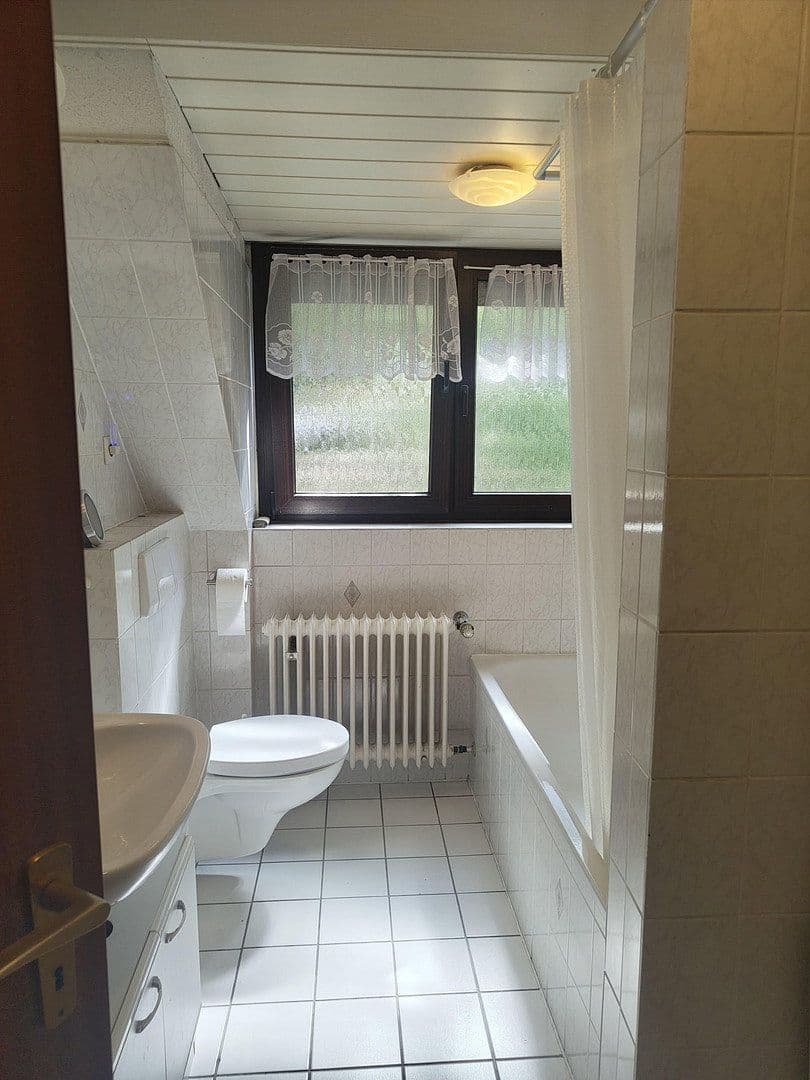 Prodej domu 235 m², pozemek 909 m², Forststr. 73, Köln, Severní Porýní-Vestfálsko Prodej domu 235 m², pozemek 909 m², Forststr. 73, Köln, Severní Porýní-Vestfálsko