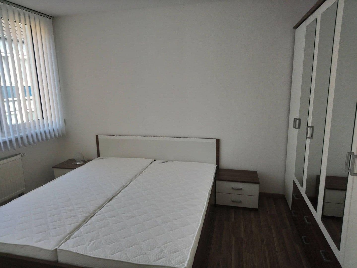 Pronájem bytu 2+1 45 m², Köln, Severní Porýní-Vestfálsko Pronájem bytu 2+1 45 m², Köln, Severní Porýní-Vestfálsko