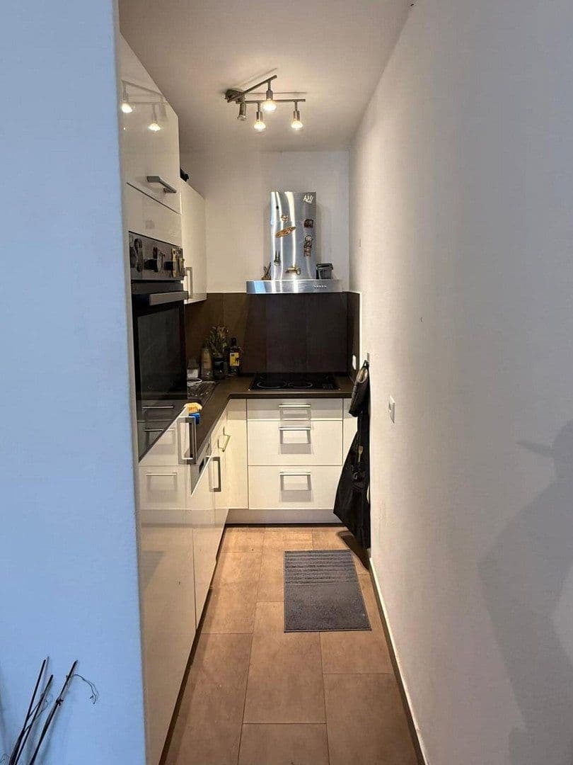 Pronájem bytu 2+1 45 m², Köln, Severní Porýní-Vestfálsko Pronájem bytu 2+1 45 m², Köln, Severní Porýní-Vestfálsko