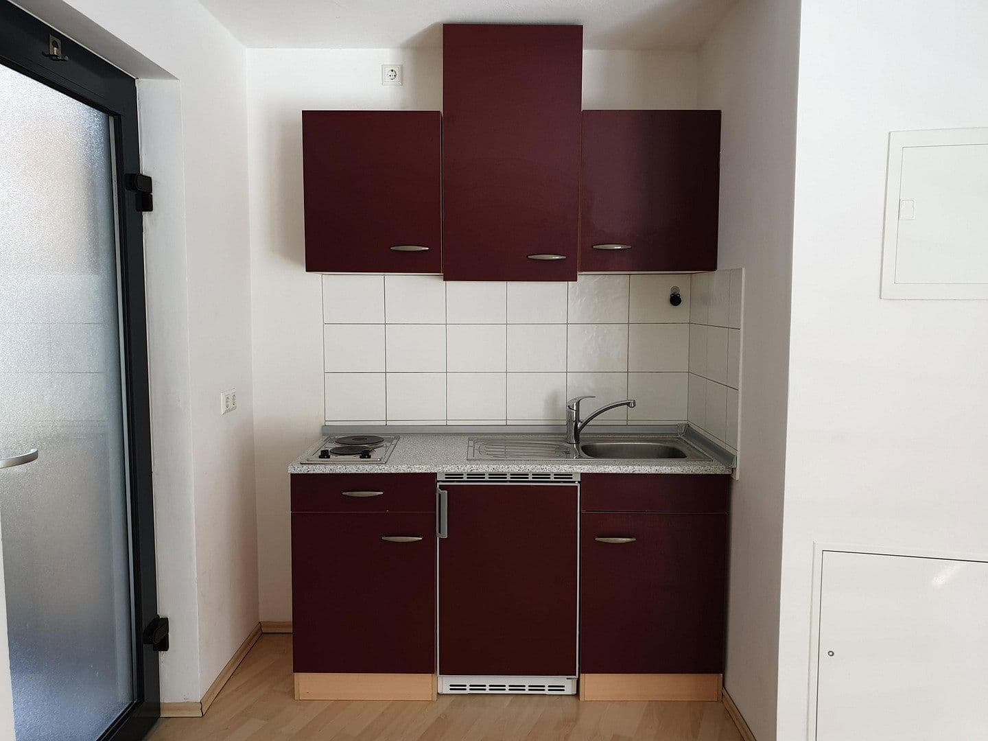Pronájem bytu 1+1 26 m², Curfeßstraße 35, Aalen, Bádensko-Württembersko Pronájem bytu 1+1 26 m², Curfeßstraße 35, Aalen, Bádensko-Württembersko
