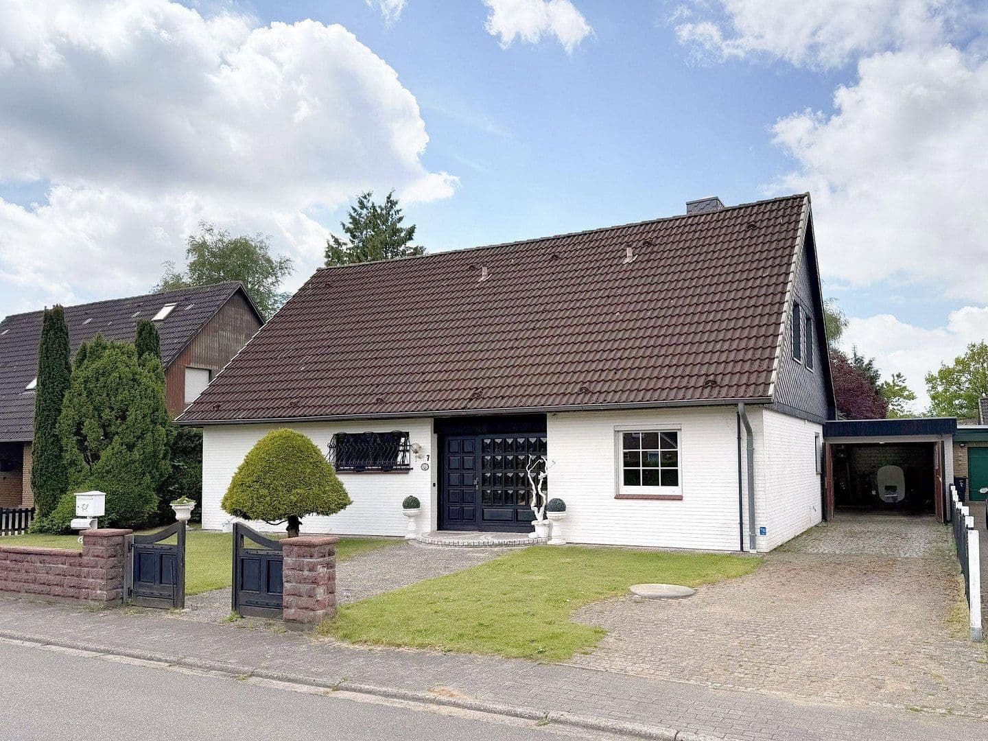 Prodej domu 183 m², pozemek 728 m², Lindewitt, Šlesvicko-Holštýnsko Prodej domu 183 m², pozemek 728 m², Lindewitt, Šlesvicko-Holštýnsko