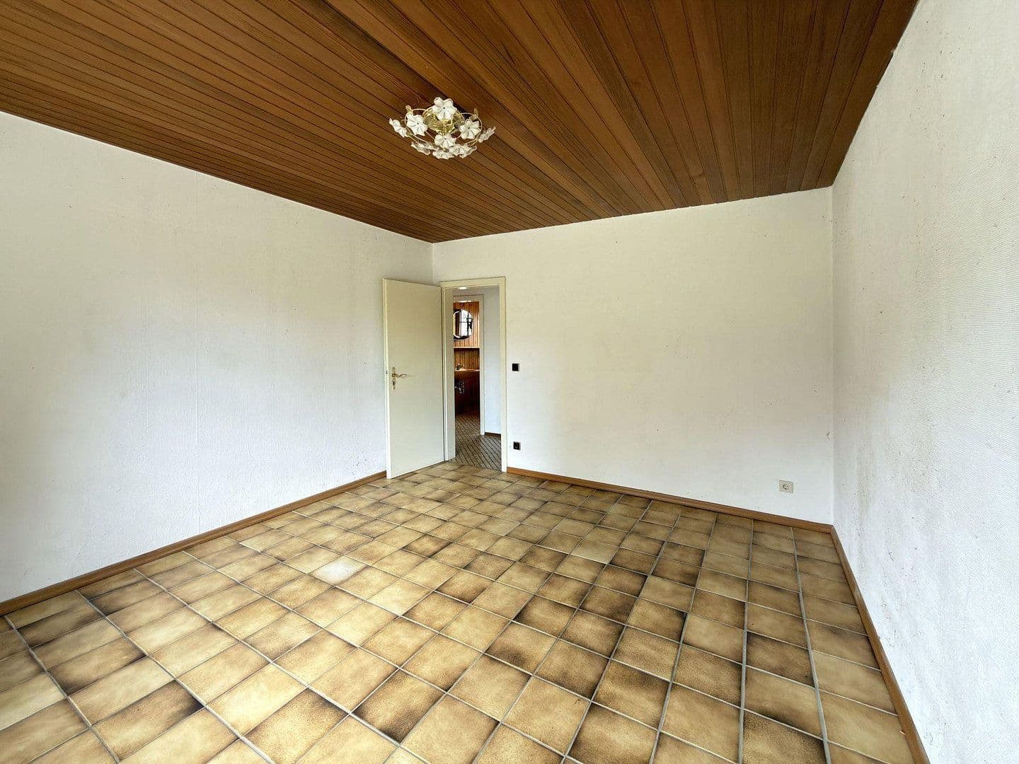 Prodej domu 183 m², pozemek 728 m², Lindewitt, Šlesvicko-Holštýnsko Prodej domu 183 m², pozemek 728 m², Lindewitt, Šlesvicko-Holštýnsko