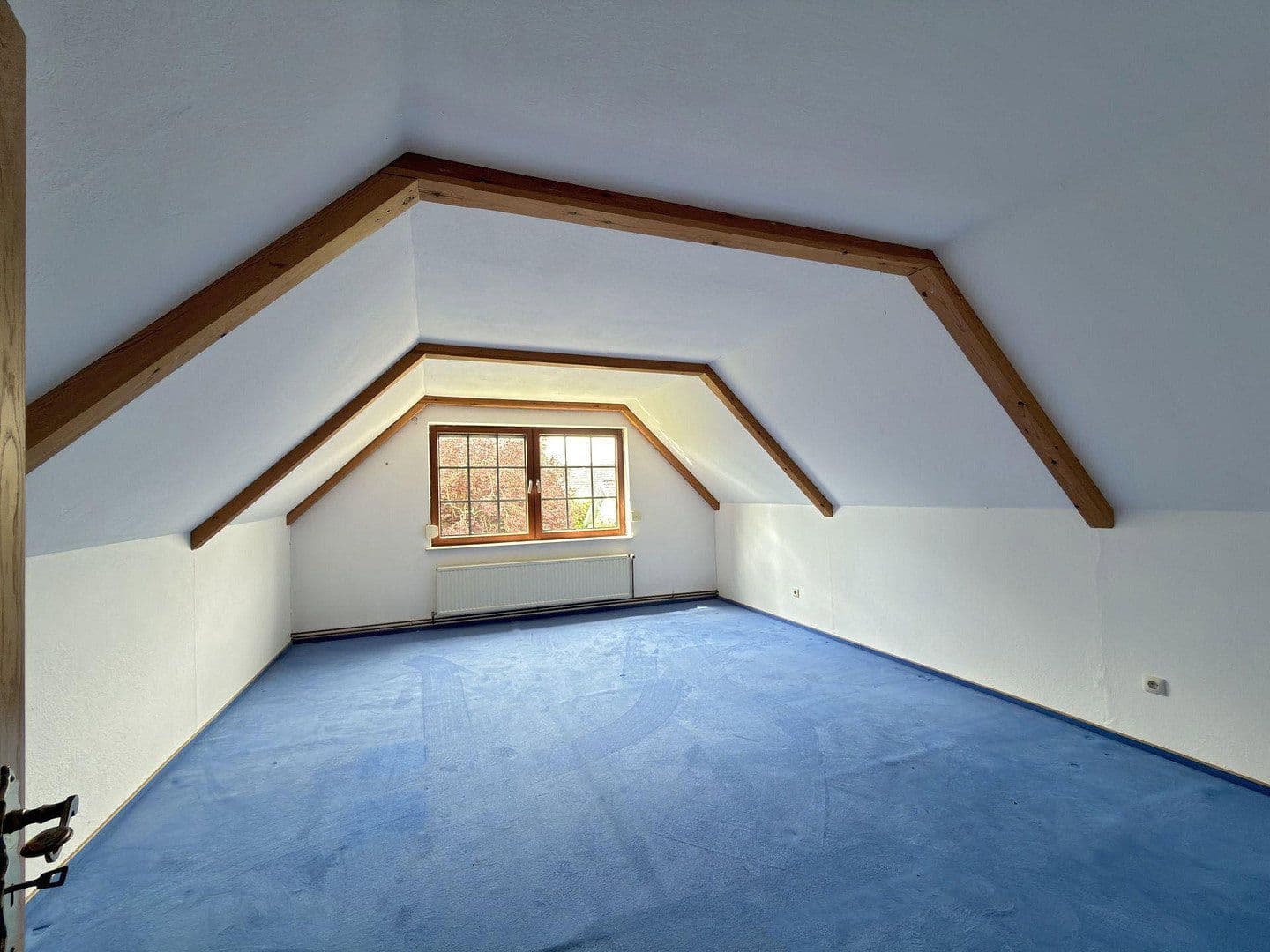 Prodej domu 183 m², pozemek 728 m², Lindewitt, Šlesvicko-Holštýnsko Prodej domu 183 m², pozemek 728 m², Lindewitt, Šlesvicko-Holštýnsko