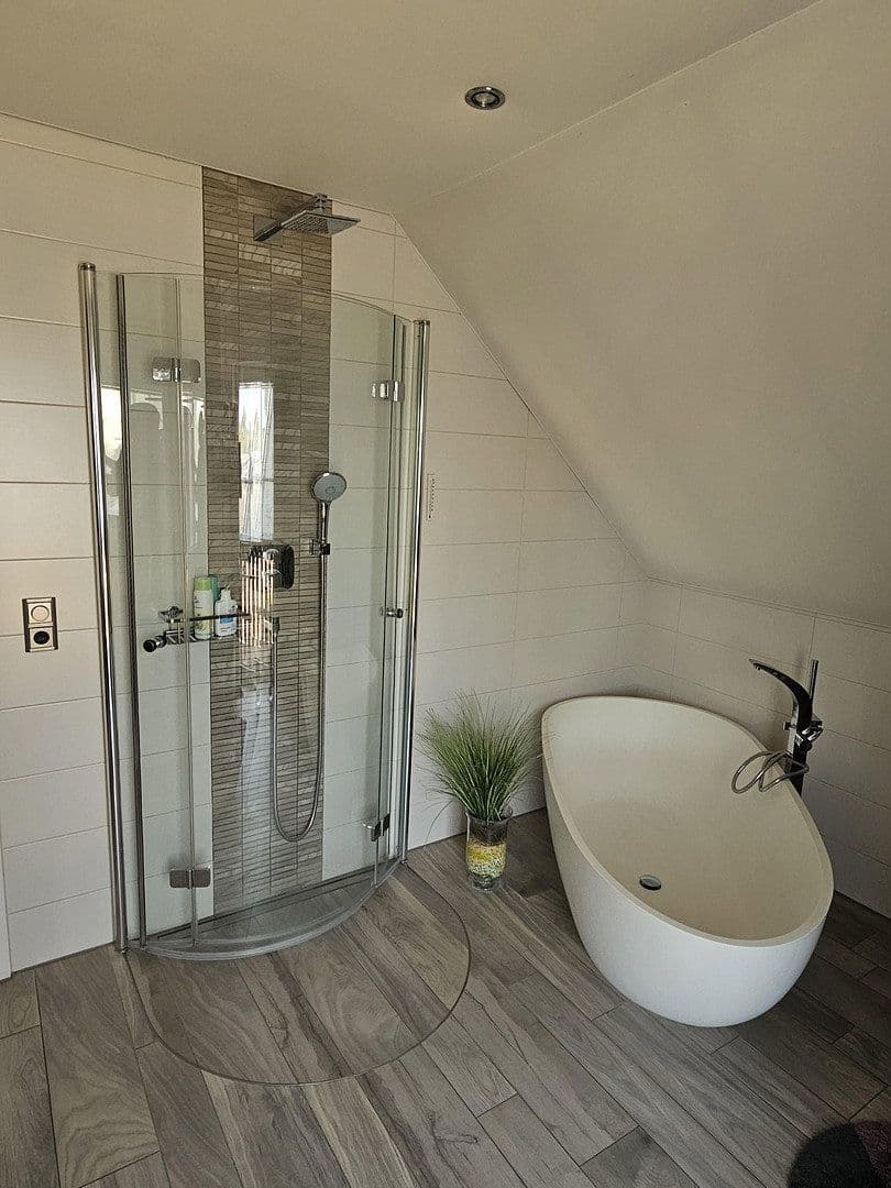 Prodej domu 145 m², pozemek 886 m², Ried, Bavorsko Prodej domu 145 m², pozemek 886 m², Ried, Bavorsko