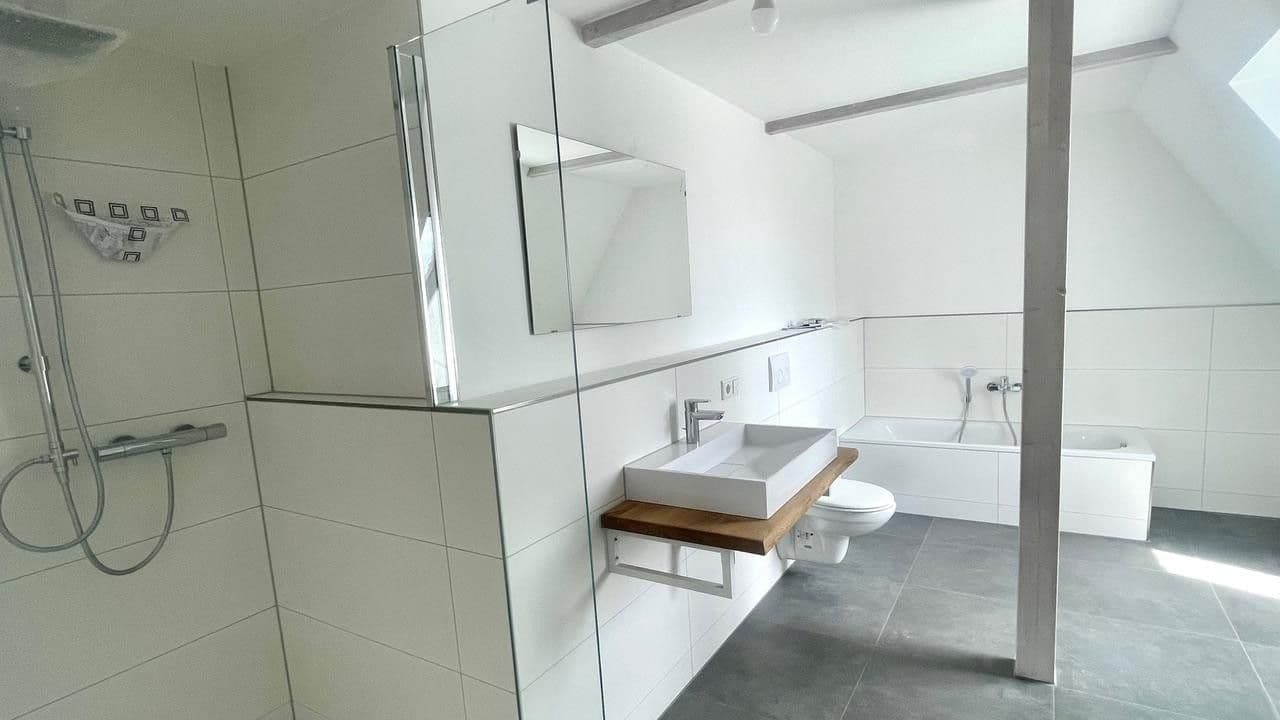 Pronájem bytu 4+1 124 m², Hollern-Twielenfleth, Dolní Sasko Pronájem bytu 4+1 124 m², Hollern-Twielenfleth, Dolní Sasko