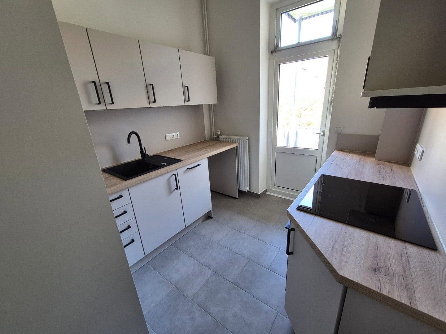 Pronájem bytu 2+1 47 m², Projensdorfer Str. 36, Kiel, Šlesvicko-Holštýnsko Pronájem bytu 2+1 47 m², Projensdorfer Str. 36, Kiel, Šlesvicko-Holštýnsko