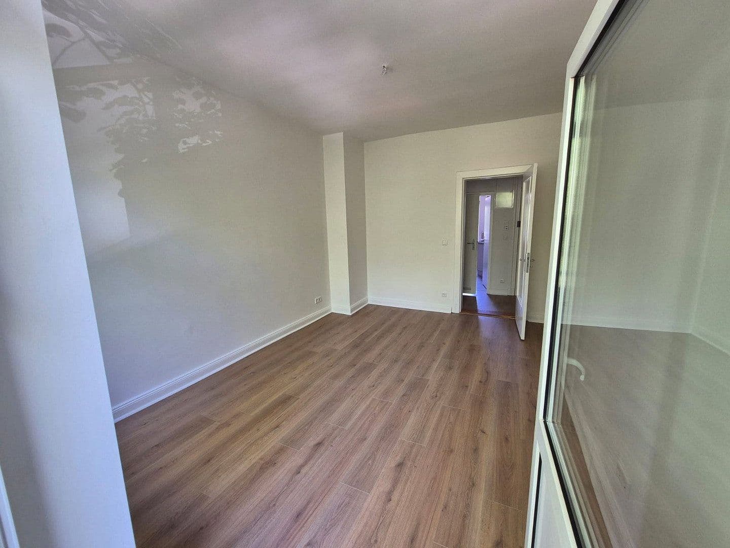 Pronájem bytu 2+1 47 m², Projensdorfer Str. 36, Kiel, Šlesvicko-Holštýnsko Pronájem bytu 2+1 47 m², Projensdorfer Str. 36, Kiel, Šlesvicko-Holštýnsko