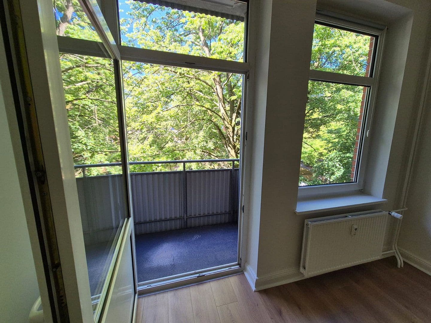 Pronájem bytu 2+1 47 m², Projensdorfer Str. 36, Kiel, Šlesvicko-Holštýnsko Pronájem bytu 2+1 47 m², Projensdorfer Str. 36, Kiel, Šlesvicko-Holštýnsko