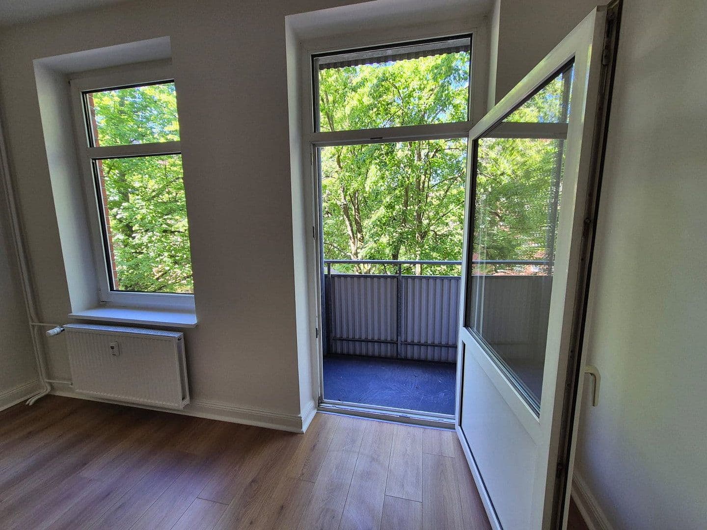 Pronájem bytu 2+1 47 m², Projensdorfer Str. 36, Kiel, Šlesvicko-Holštýnsko Pronájem bytu 2+1 47 m², Projensdorfer Str. 36, Kiel, Šlesvicko-Holštýnsko