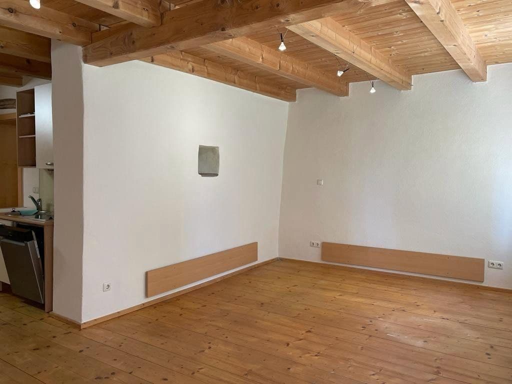 Pronájem bytu 1+1 35 m², Frauenberg 9, Krems, Dolní Rakousko Pronájem bytu 1+1 35 m², Frauenberg 9, Krems, Dolní Rakousko