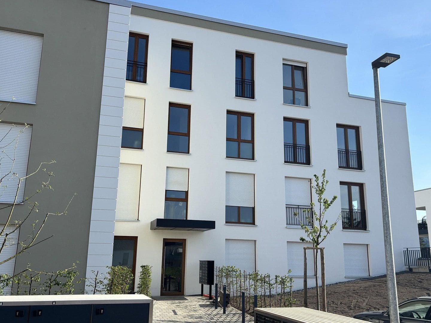 Pronájem bytu 3+1 138 m², Saarburg, Porýní-Falc Pronájem bytu 3+1 138 m², Saarburg, Porýní-Falc