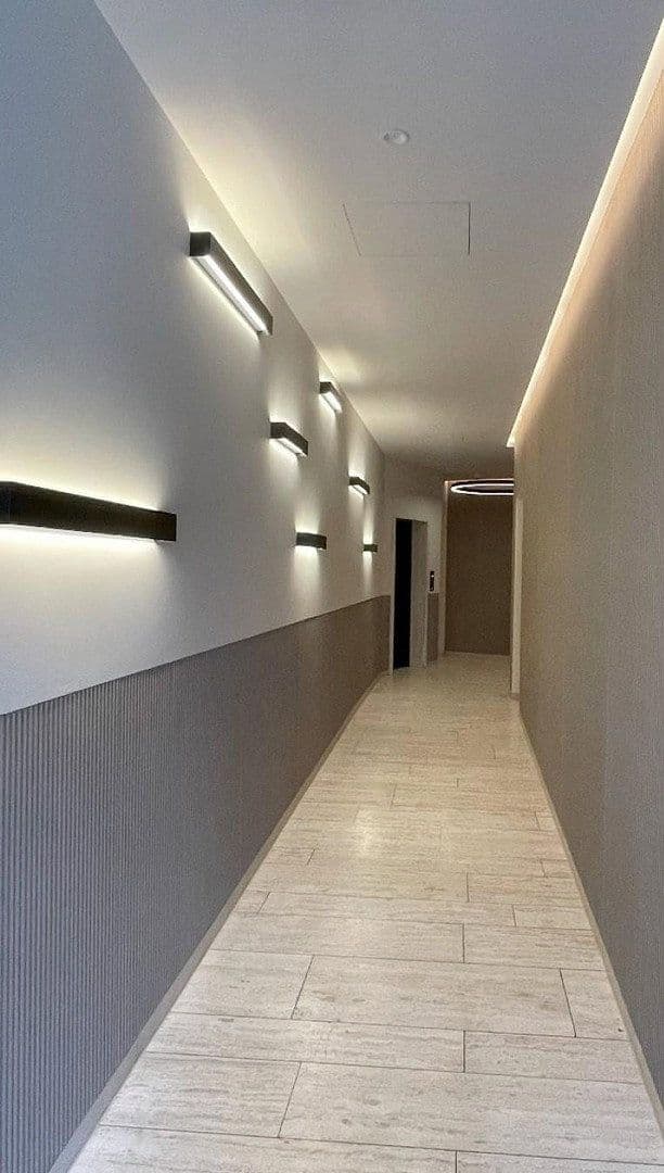 Pronájem kanceláře 135 m², Stuttgart, Bádensko-Württembersko Pronájem kanceláře 135 m², Stuttgart, Bádensko-Württembersko