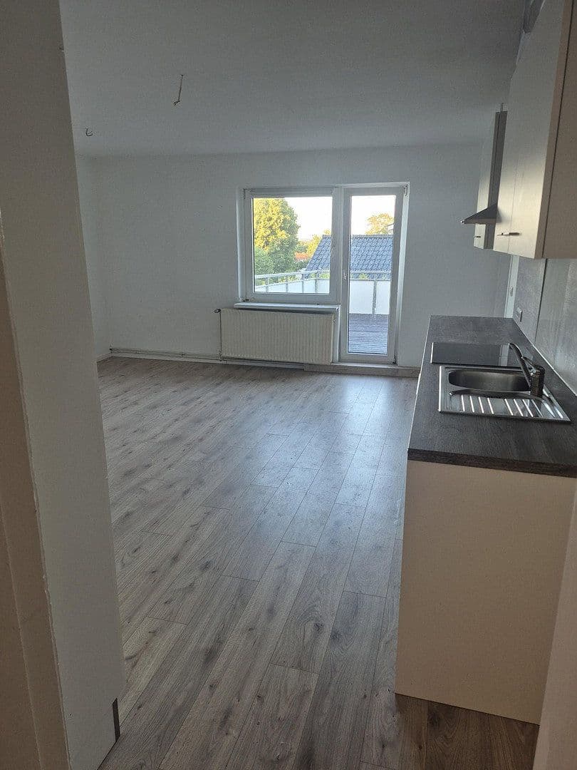 Pronájem bytu 5+1 160 m², Dorfstraße 20, Siebenbäumen, Šlesvicko-Holštýnsko Pronájem bytu 5+1 160 m², Dorfstraße 20, Siebenbäumen, Šlesvicko-Holštýnsko