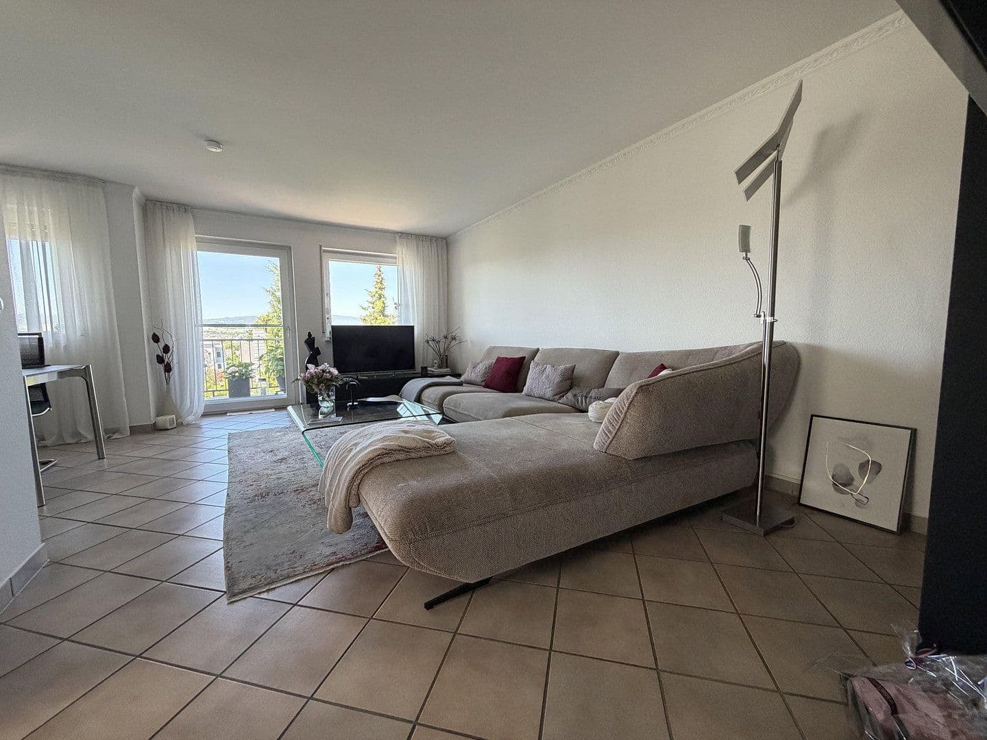 Prodej bytu 3+1 88 m², Budenheim, Porýní-Falc Prodej bytu 3+1 88 m², Budenheim, Porýní-Falc