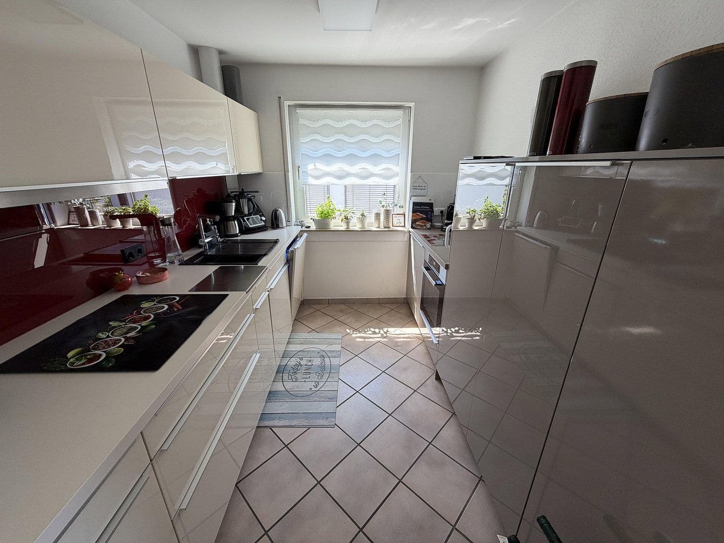 Prodej bytu 3+1 88 m², Budenheim, Porýní-Falc Prodej bytu 3+1 88 m², Budenheim, Porýní-Falc
