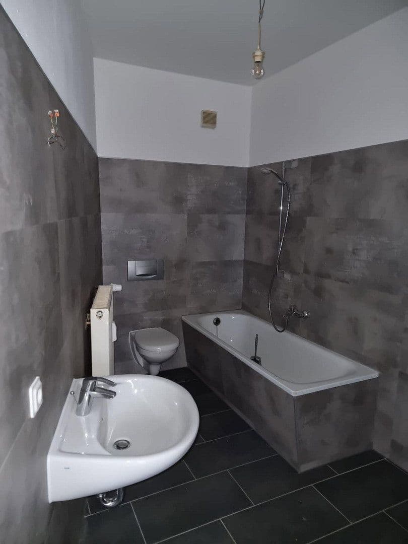 Pronájem bytu 1+1 43 m², Arnstadt, Durynsko Pronájem bytu 1+1 43 m², Arnstadt, Durynsko