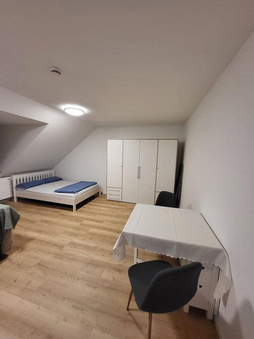 Pronájem bytu 1+1 41 m², Berg b.Neumarkt i.d.OPf., Bavorsko Pronájem bytu 1+1 41 m², Berg b.Neumarkt i.d.OPf., Bavorsko
