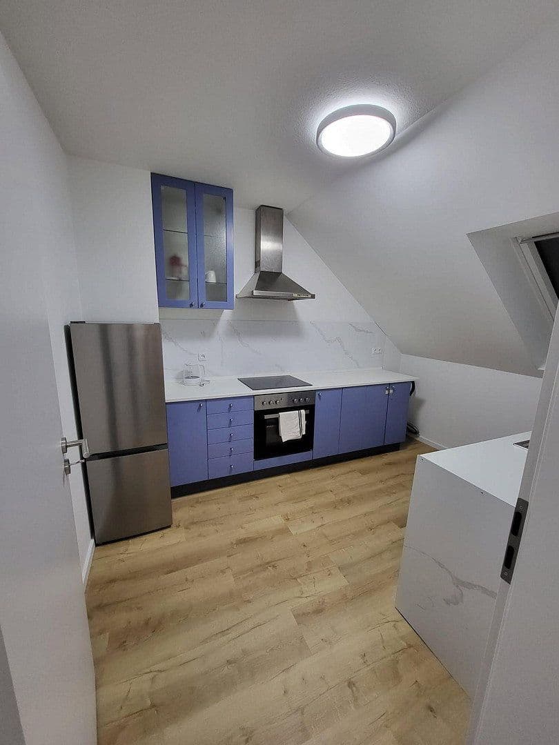 Pronájem bytu 1+1 41 m², Berg b.Neumarkt i.d.OPf., Bavorsko Pronájem bytu 1+1 41 m², Berg b.Neumarkt i.d.OPf., Bavorsko