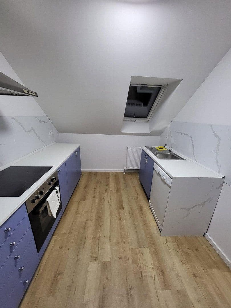 Pronájem bytu 1+1 41 m², Berg b.Neumarkt i.d.OPf., Bavorsko Pronájem bytu 1+1 41 m², Berg b.Neumarkt i.d.OPf., Bavorsko