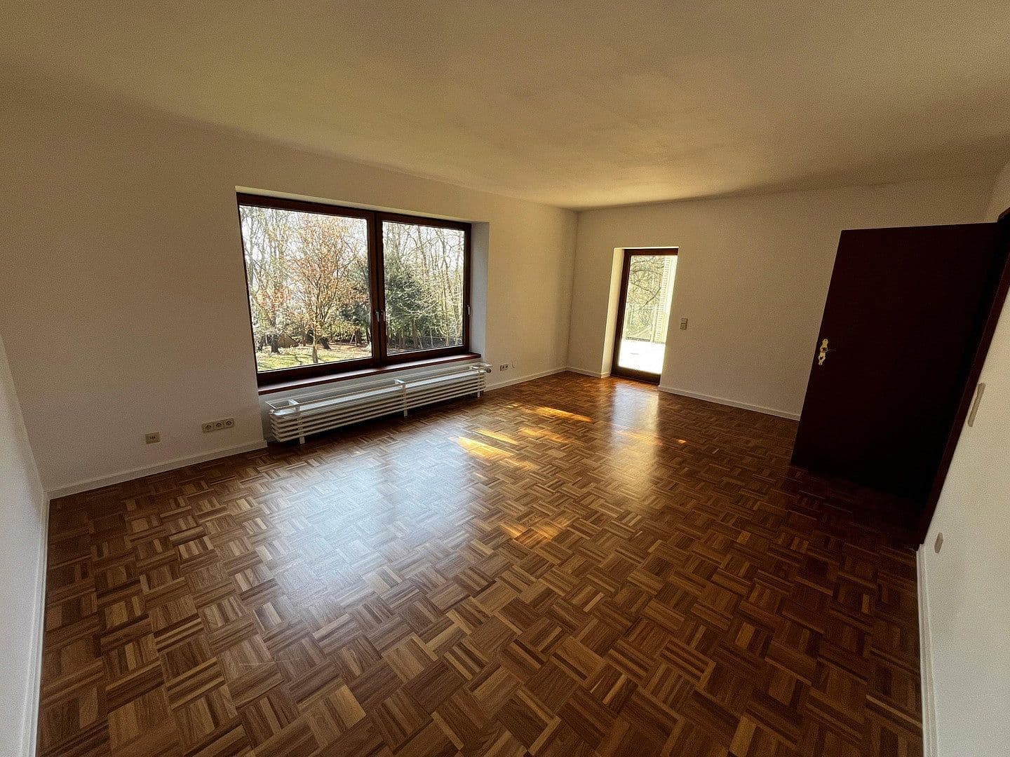 Prodej domu 347 m², pozemek 2.550 m², Overath, Severní Porýní-Vestfálsko Prodej domu 347 m², pozemek 2.550 m², Overath, Severní Porýní-Vestfálsko