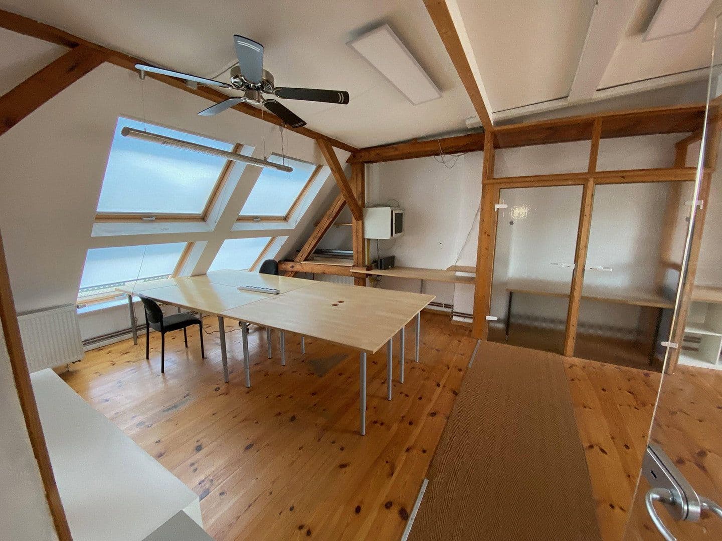 Prodej bytu 7+1 205 m², Berlin, Berlín Prodej bytu 7+1 205 m², Berlin, Berlín
