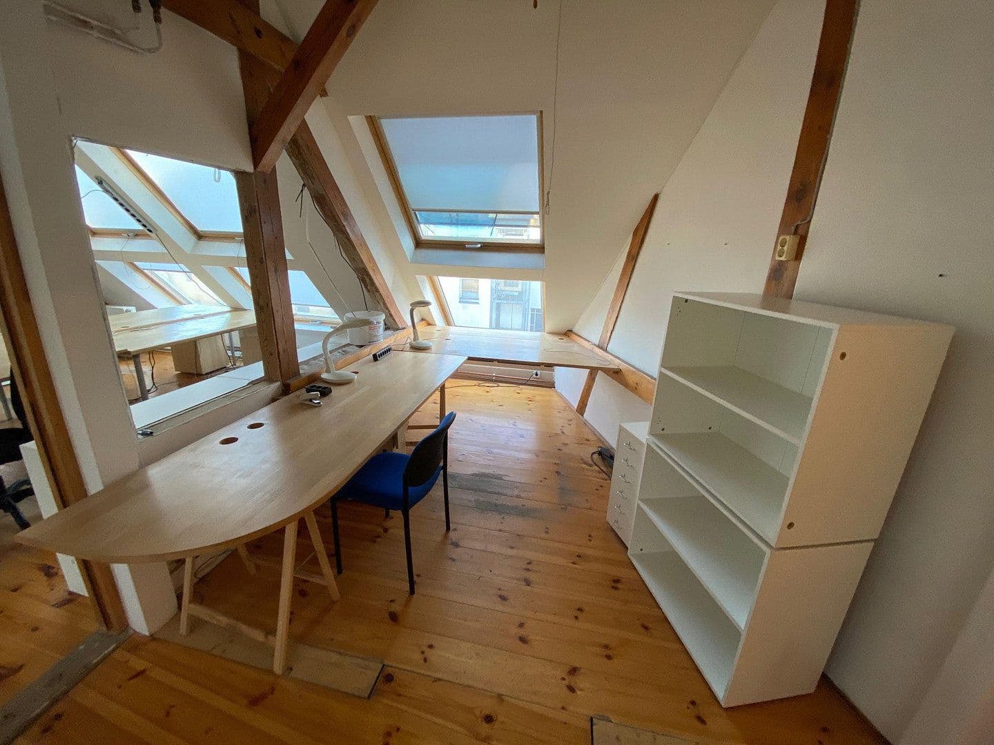 Prodej bytu 7+1 205 m², Berlin, Berlín Prodej bytu 7+1 205 m², Berlin, Berlín
