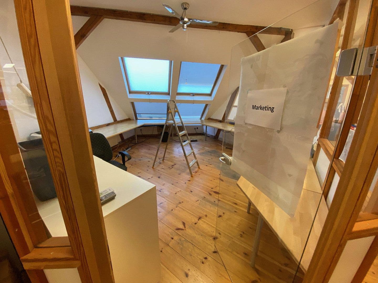 Prodej bytu 7+1 205 m², Berlin, Berlín Prodej bytu 7+1 205 m², Berlin, Berlín