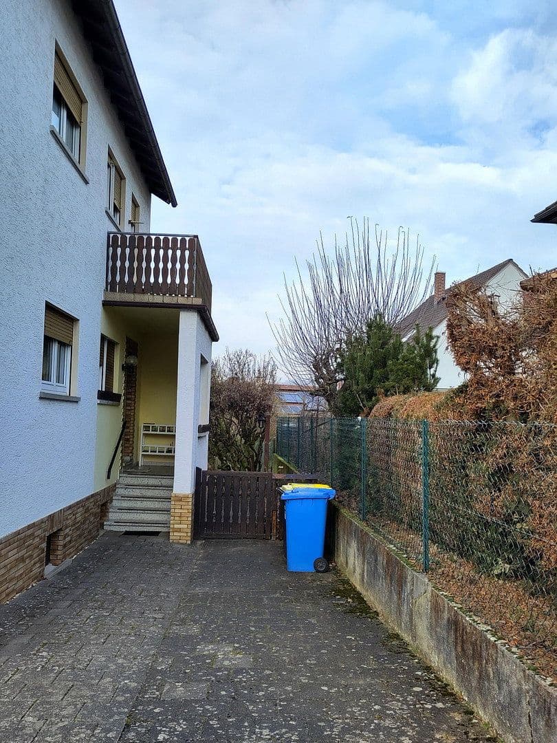 Prodej domu 170 m², pozemek 530 m², Bad Nauheim, Hessen Prodej domu 170 m², pozemek 530 m², Bad Nauheim, Hessen